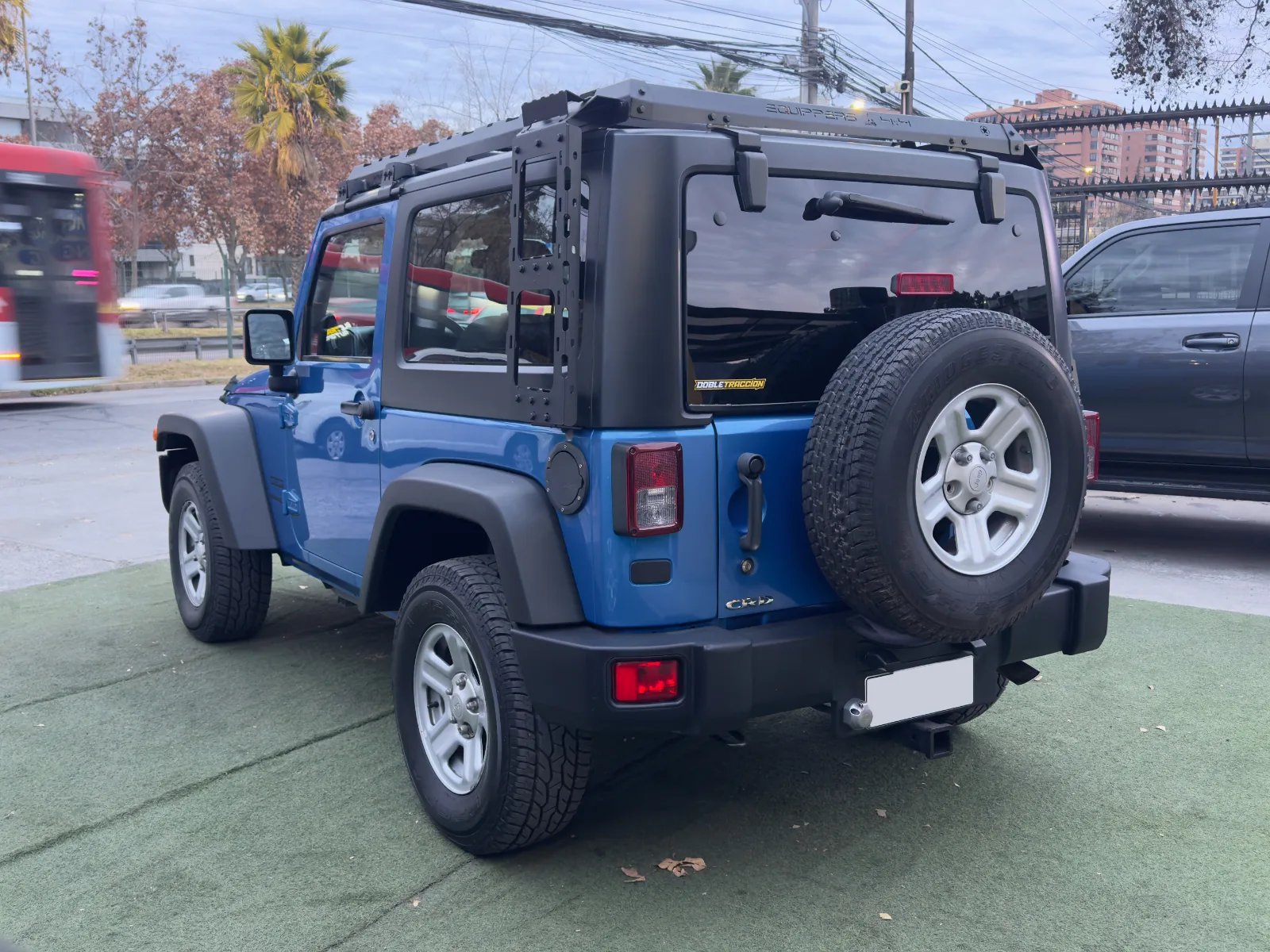 Jeep Wrangler JK Sport CRD 2015 - Foto 5 de 15
