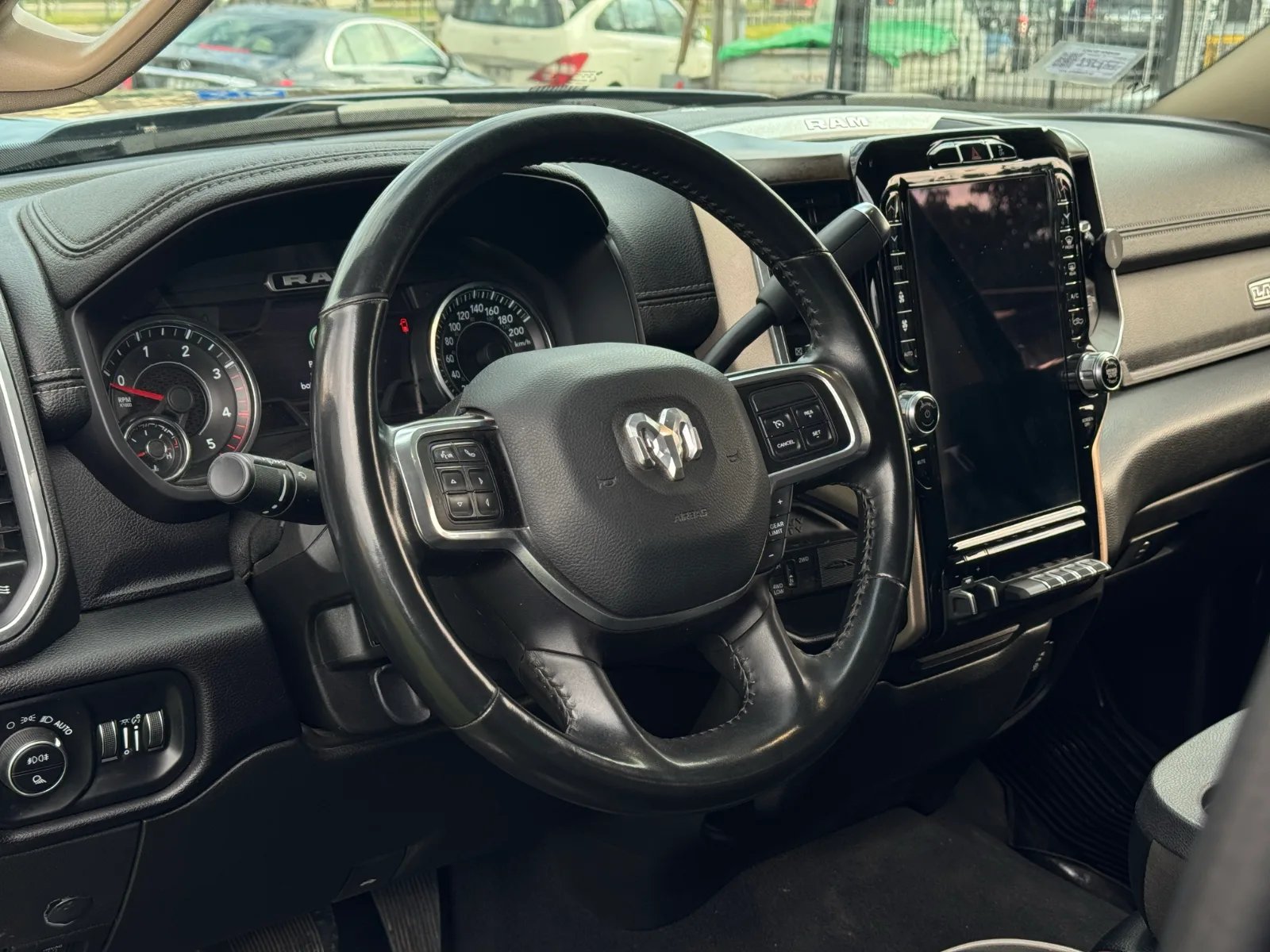 RAM 2500 Laramie 2022 - Imagen 14 de 20