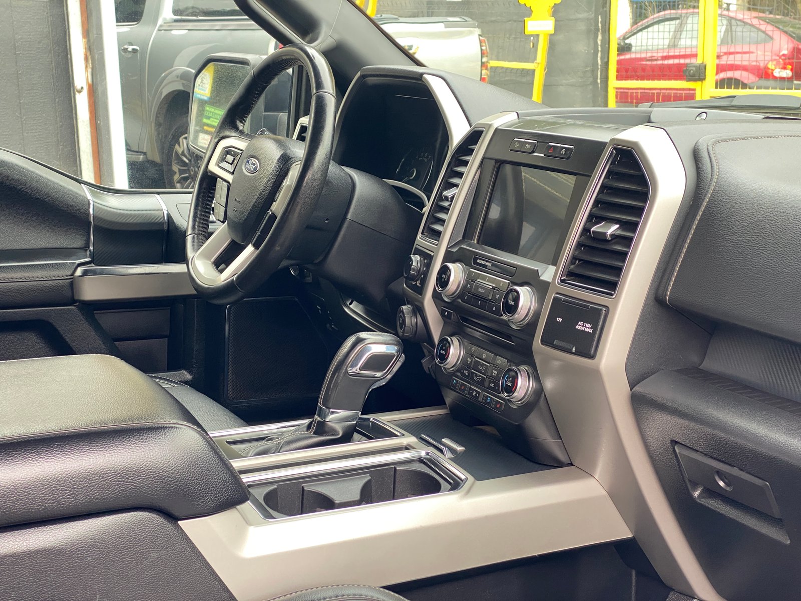 Ford F-150 Lariat Sport 2019 - Imagen 14 de 16