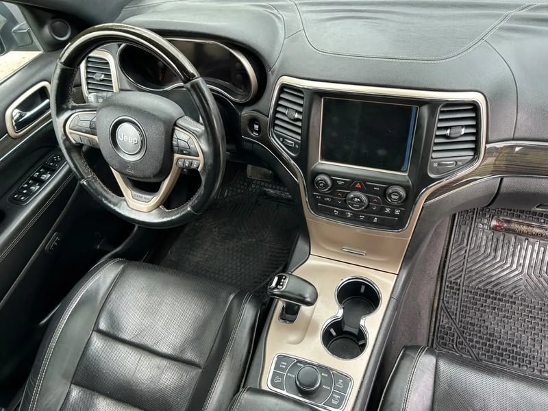 Jeep Cherokee Overland 2015 - Imagen 14 de 16