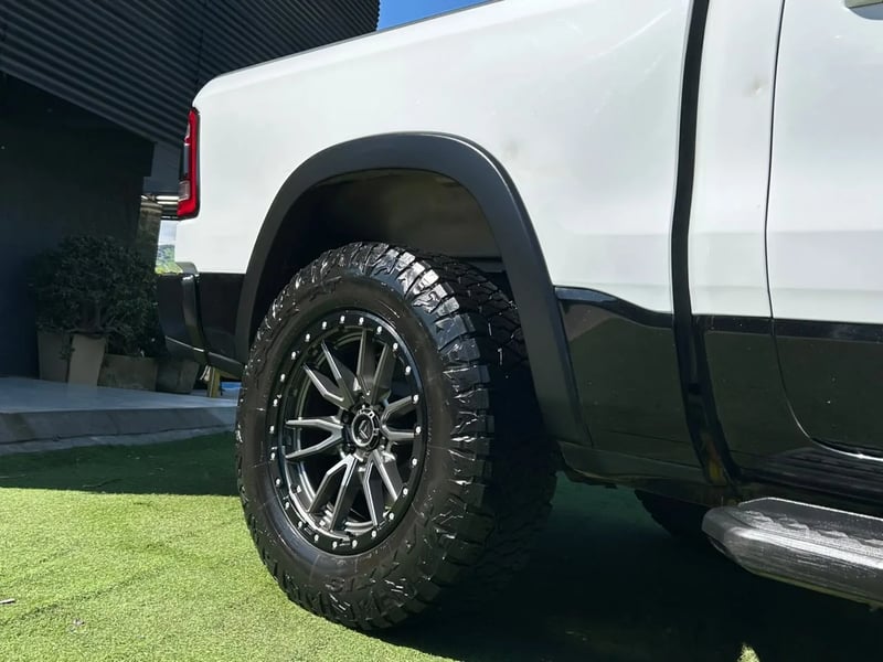 RAM 1500 REBEL CREW DCAB 4X4 5.7 AUT 2026 - Imagen 9 de 20