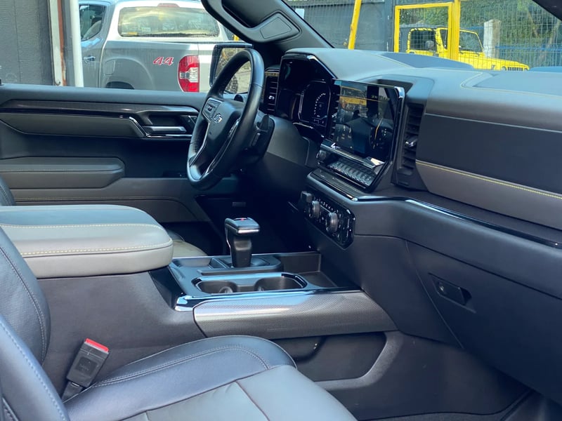 Chevrolet Silverado ZR2 2023 - Imagen 16 de 20