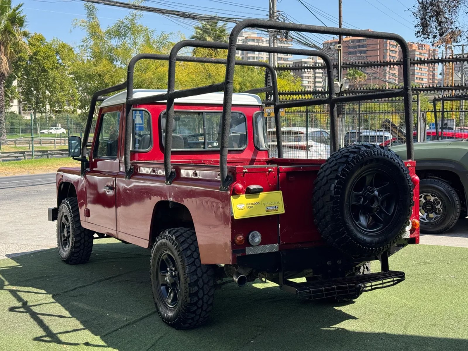 Land Rover DEFENDER 2014 - Foto 4 de 7