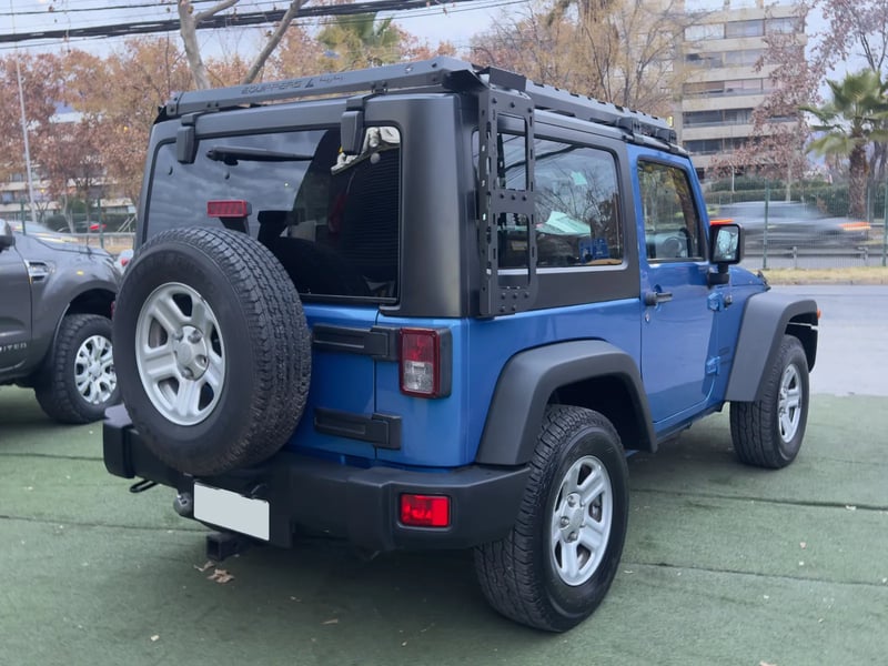 Jeep Wrangler JK Sport CRD 2015 - Imagen 7 de 15