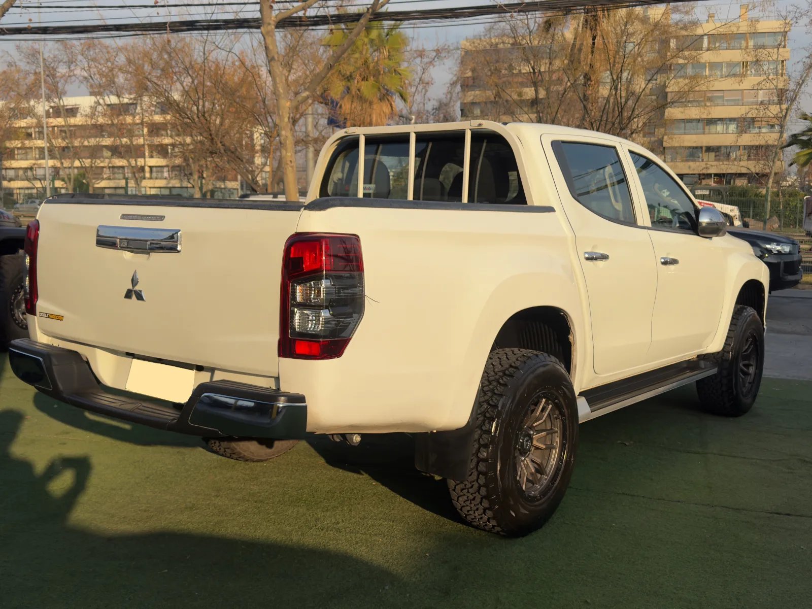 Mitsubishi L200 Katana CRT 2022 - Imagen 9 de 16