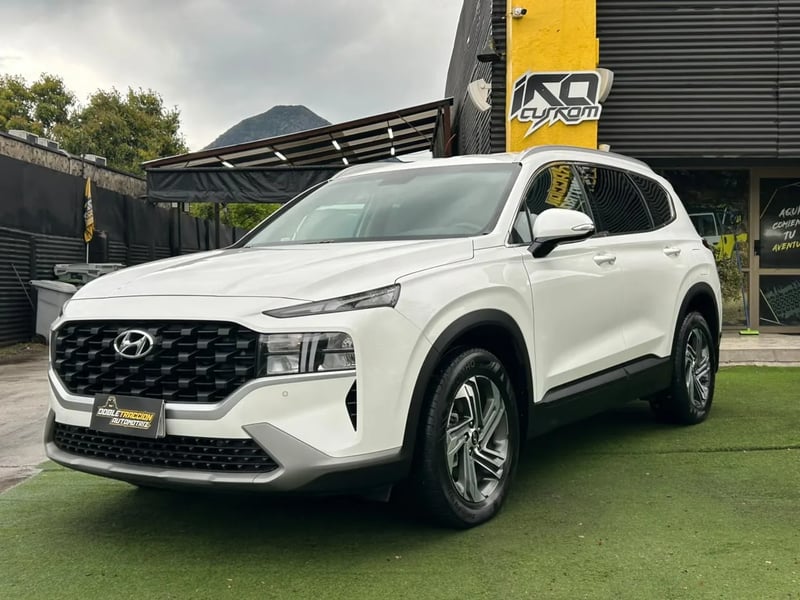 Hyundai Santa Fe CRDI Value 4WD 2024 - Imagen 3 de 17