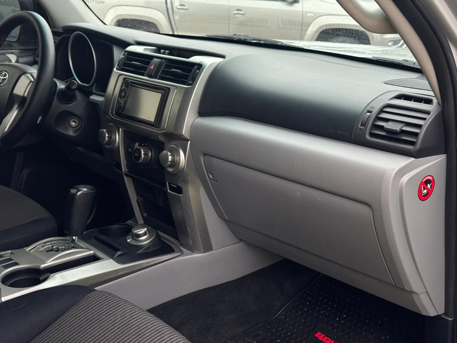 Toyota 4Runner SR5 2013 - Imagen 19 de 20
