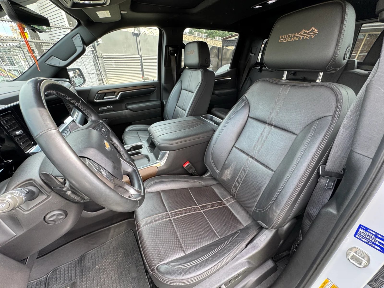 CHEVROLET SILVERADO 4X4 3.0L AUT 2024 - Imagen 12 de 15