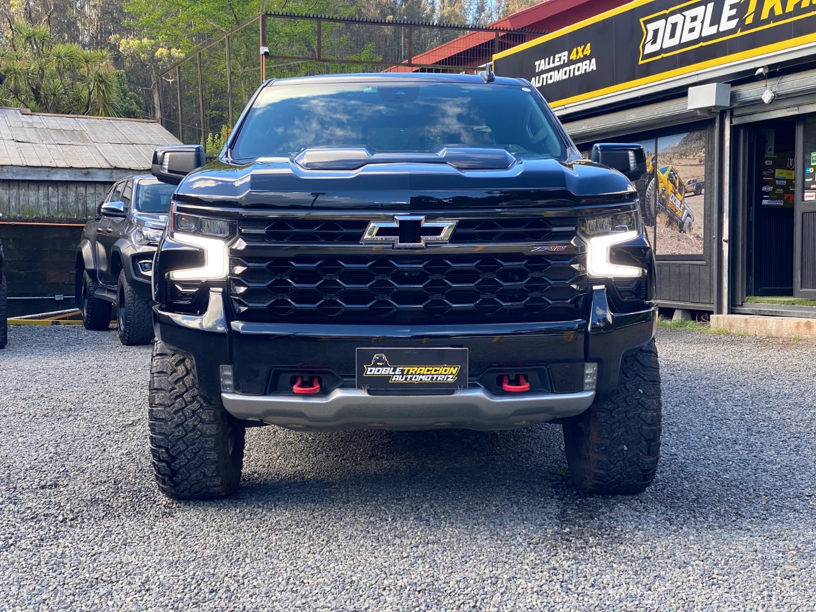 Chevrolet Silverado ZR2 2023 - Foto 2 de 20