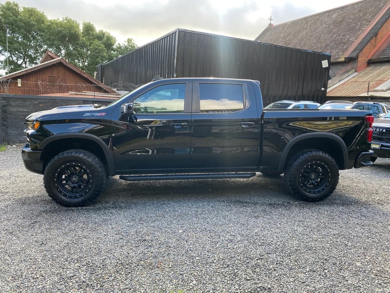 Chevrolet Silverado ZR2 2023 - Imagen 7 de 20