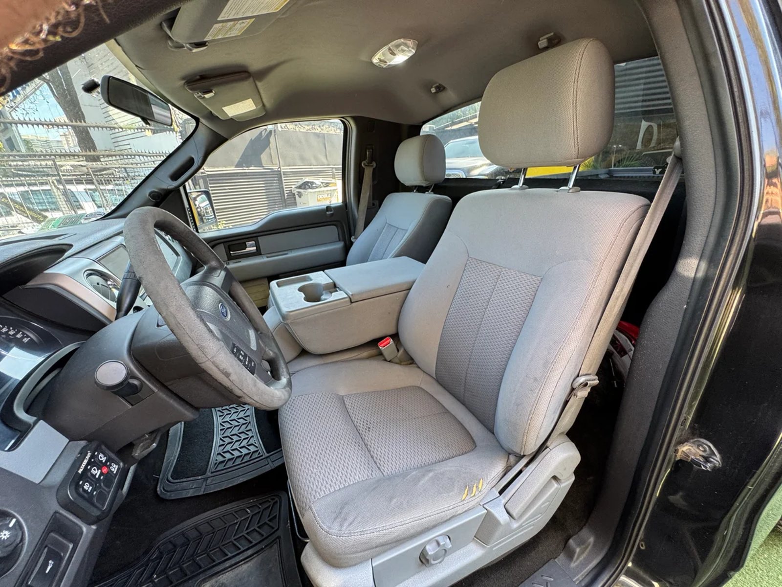 FORD F150 XLT 4X4 3.7 2013 - Imagen 10 de 11