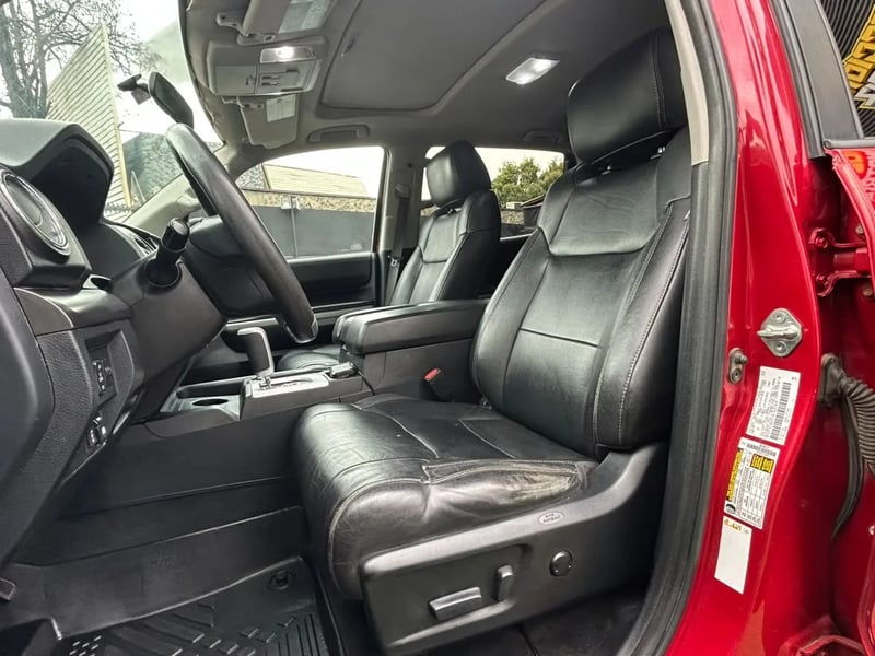 Toyota Tundra Limited 4x4 2019 - Imagen 15 de 17