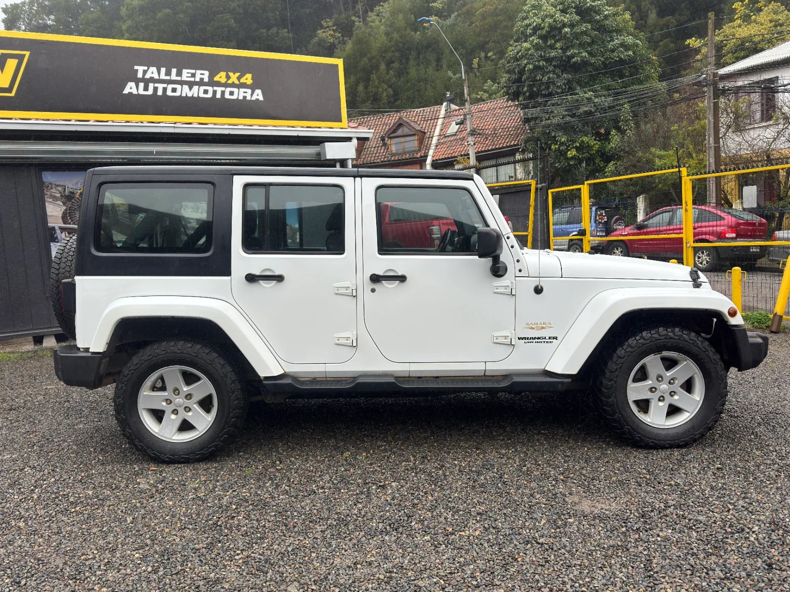 Jeep Wrangler JKU Sahara 2015 - Imagen 8 de 20