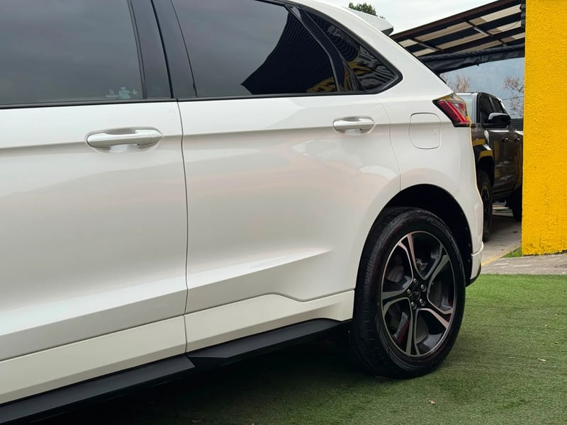 Ford Edge ST 2023 - Imagen 11 de 20