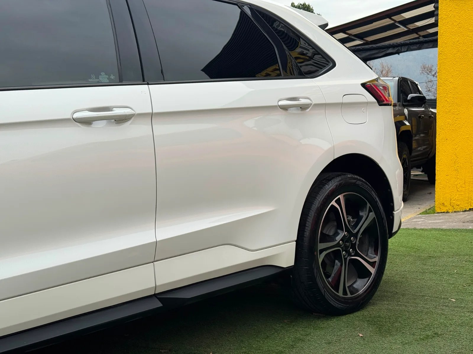 Ford Edge ST 2023 - Imagen 11 de 20