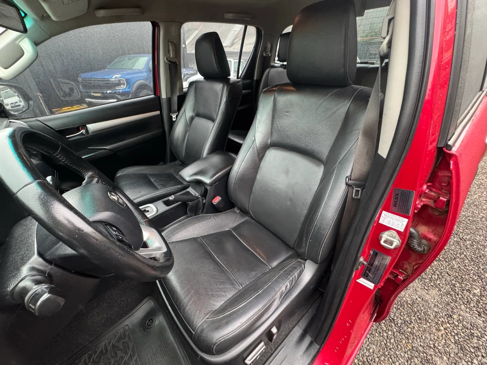 Toyota Hilux SRV 2018 - Imagen 18 de 19