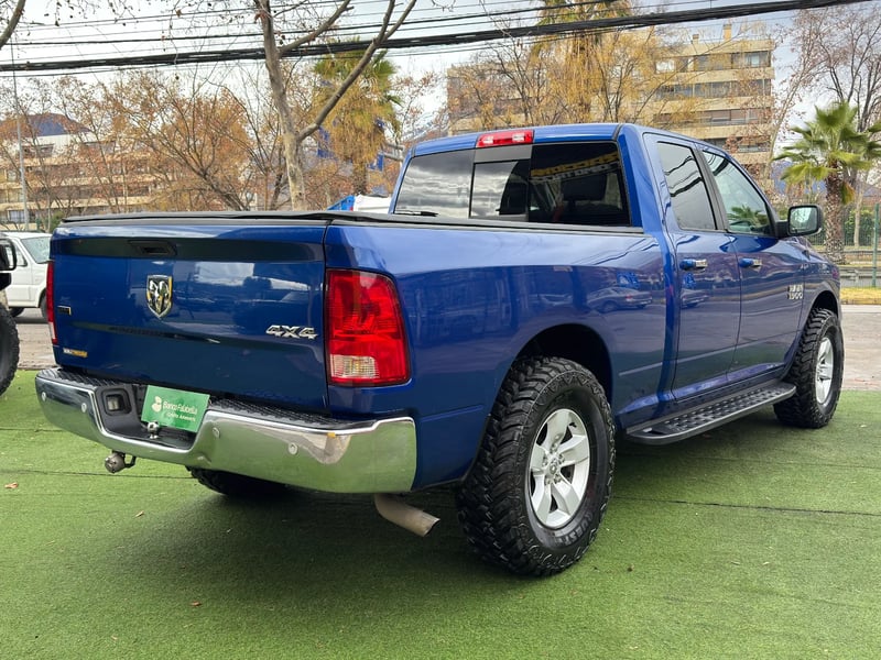 RAM 1500 SLT 2018 - Imagen 7 de 19