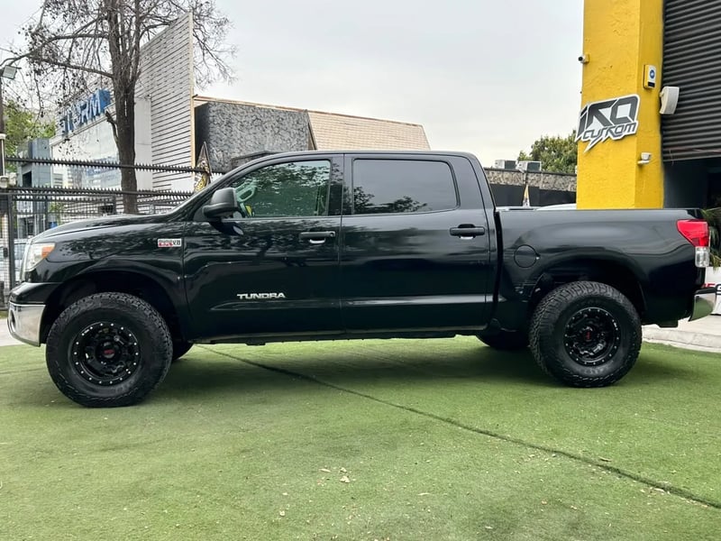 Toyota Tundra 5.7 4x4 2011 - Imagen 6 de 19