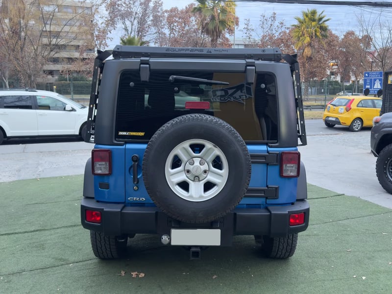 Jeep Wrangler JK Sport CRD 2015 - Imagen 6 de 15