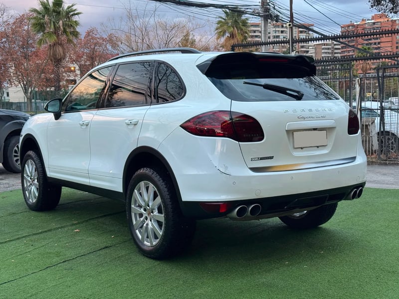 Porsche Cayenne Turbo 2014 - Imagen 9 de 20