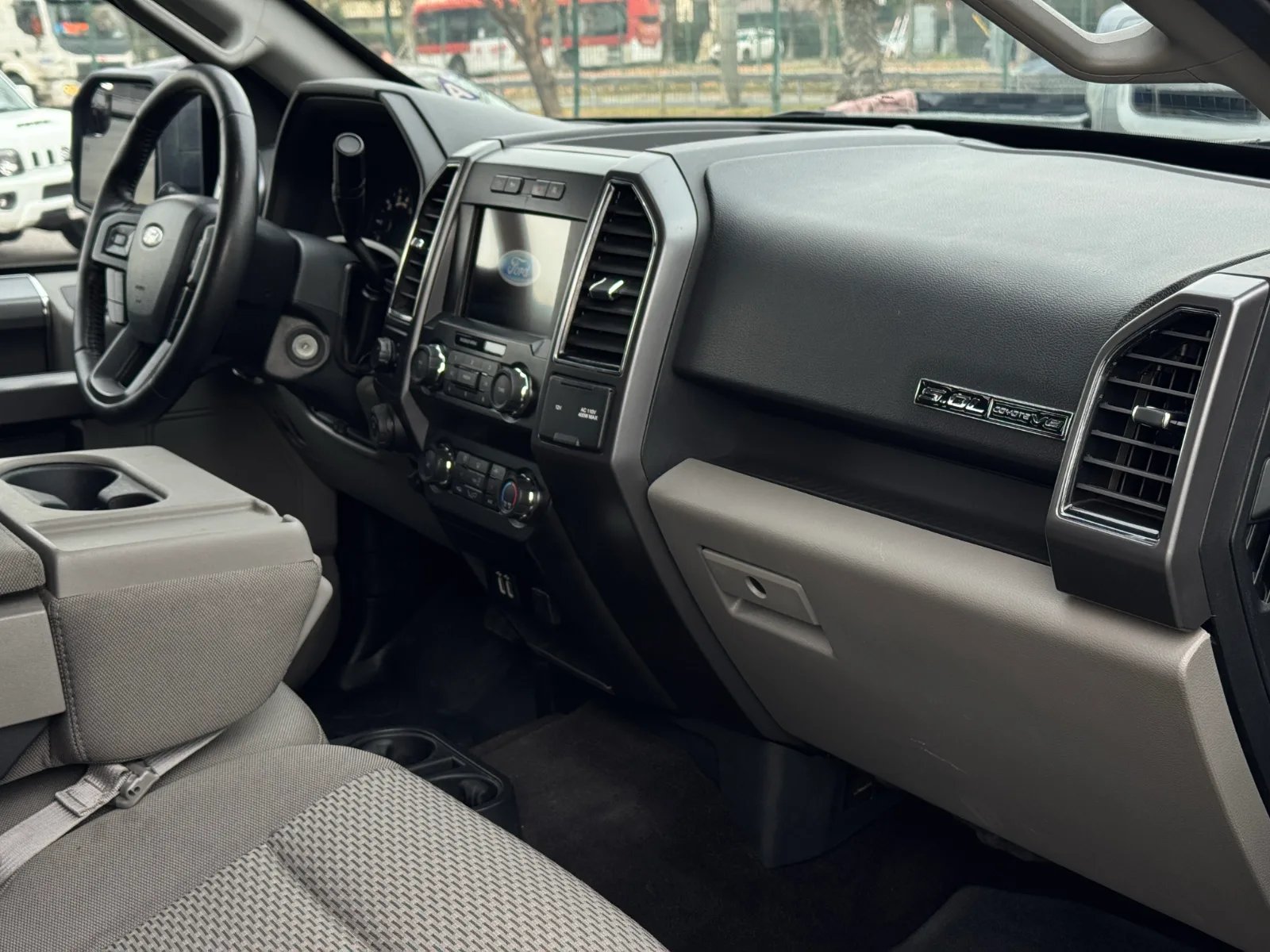 Ford F-150 XLT Blindada 2020 - Imagen 18 de 19