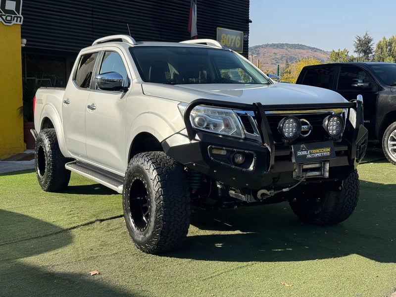 Nissan NP300 DCAB LE 4X4 2.3 AUT 2019