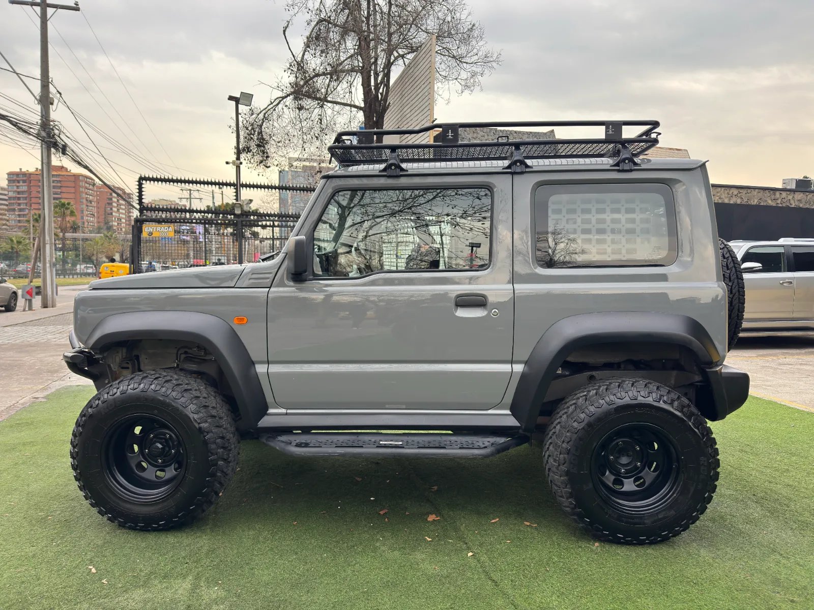 Suzuki Jimny GL 2022 - Foto 5 de 15