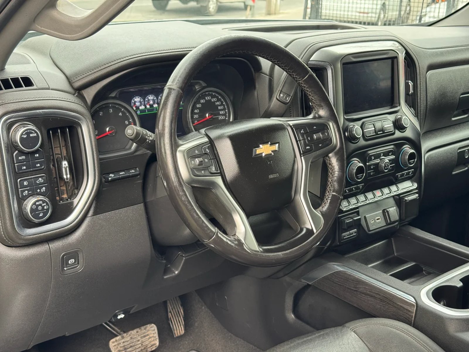 CHEVROLET SILVERADO 4X4 3.0L AUT 2022 - Imagen 14 de 15