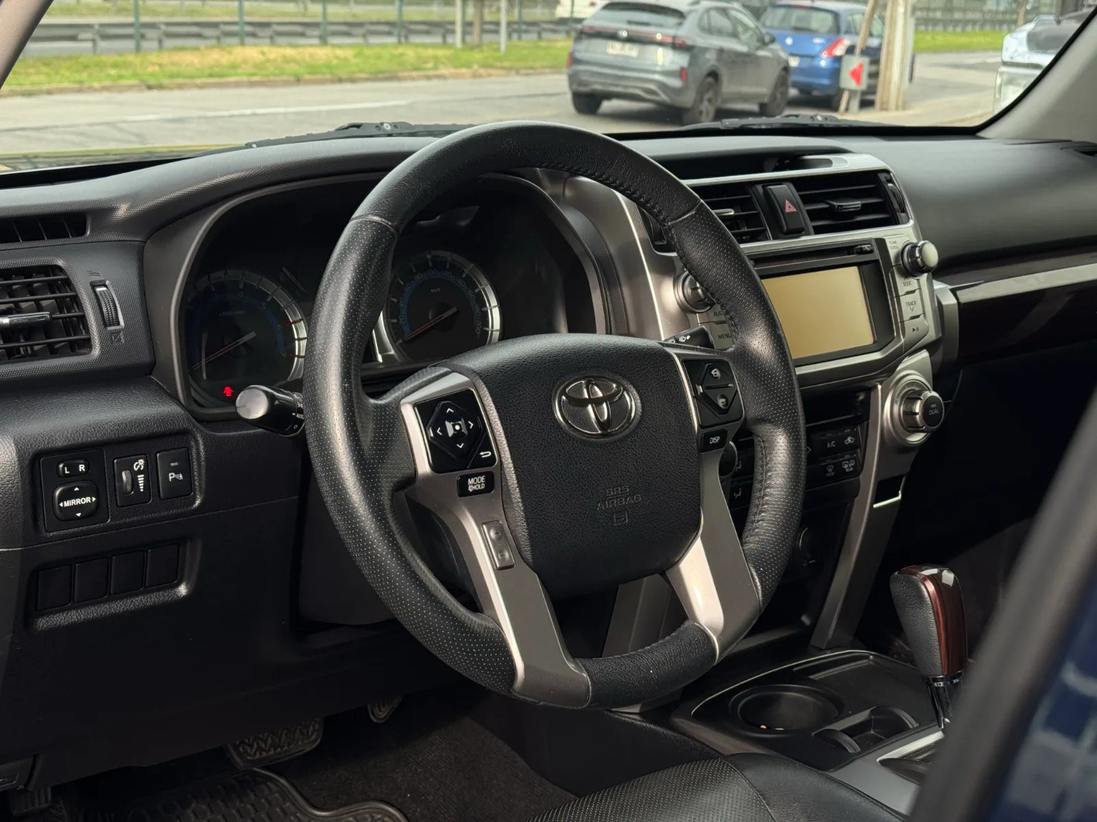 Toyota 4Runner Limited 2017 - Imagen 12 de 19