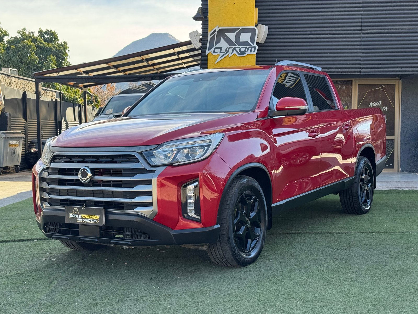 SsangYong Musso Grand Limited 2023 - Foto 3 de 19