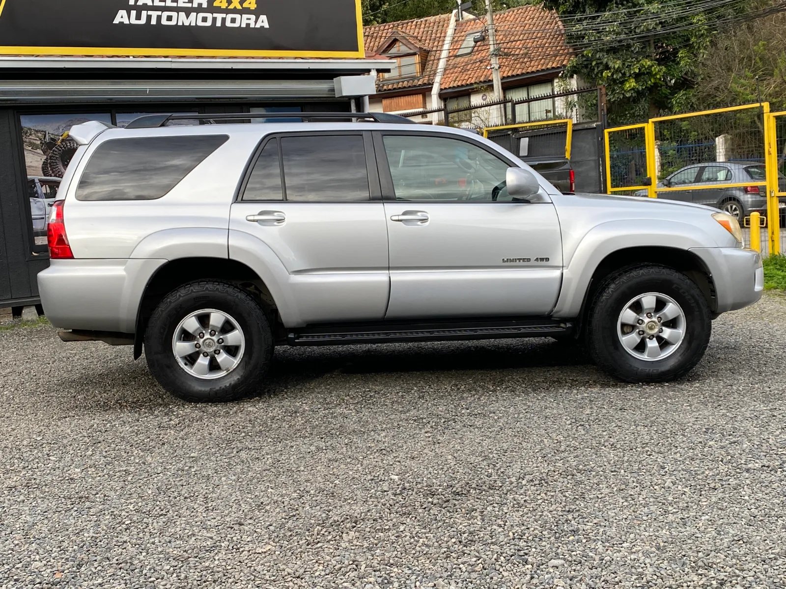 Toyota 4Runner Limited 2008 - Imagen 8 de 20