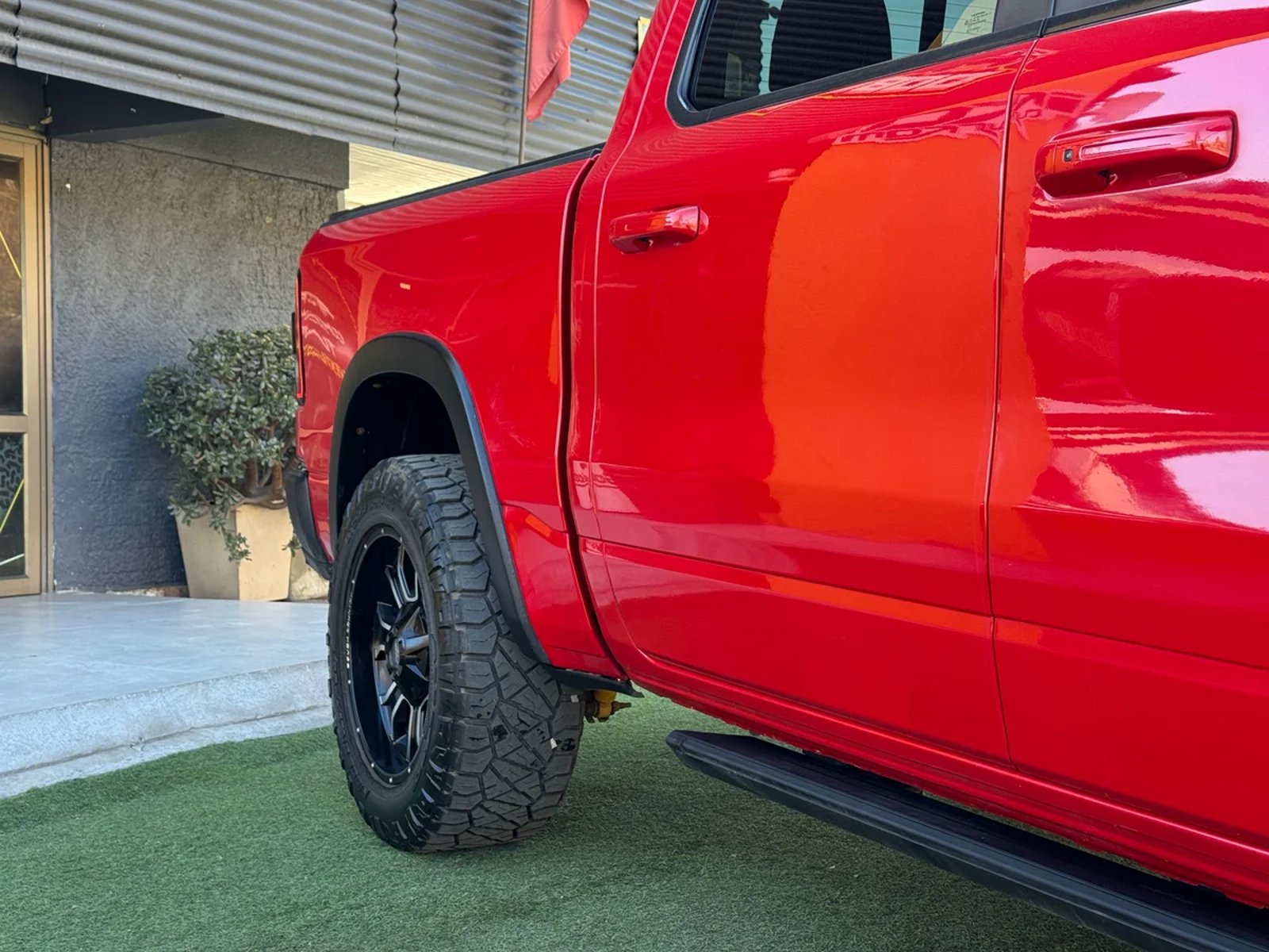 RAM 1500 REBEL CREW DCAB 4X4 5.7 AUT 2022 - Imagen 10 de 15