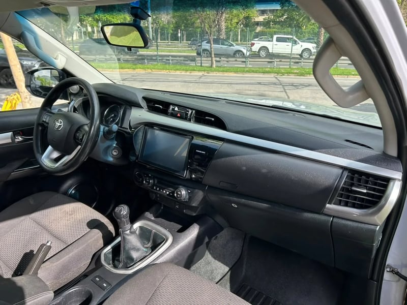 Toyota Hilux SR 2.8D 2022 - Imagen 14 de 14