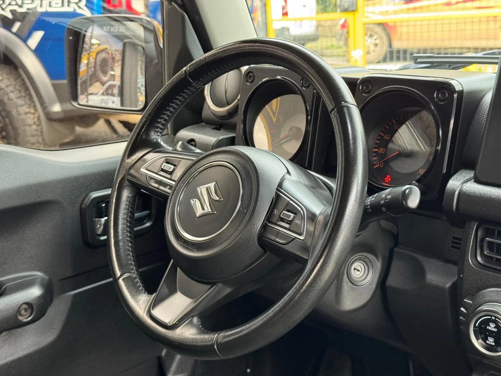 Suzuki jimny 2022 - Imagen 13 de 15