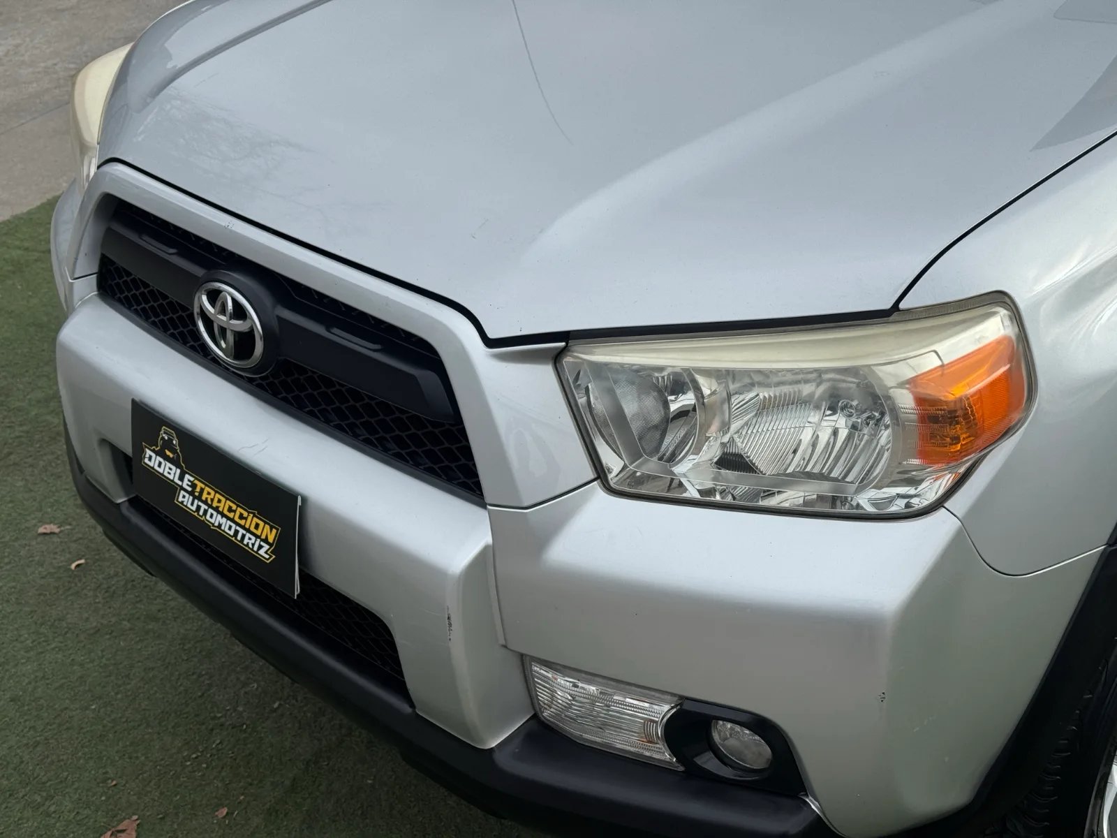 Toyota 4Runner SR5 2013 - Imagen 9 de 17