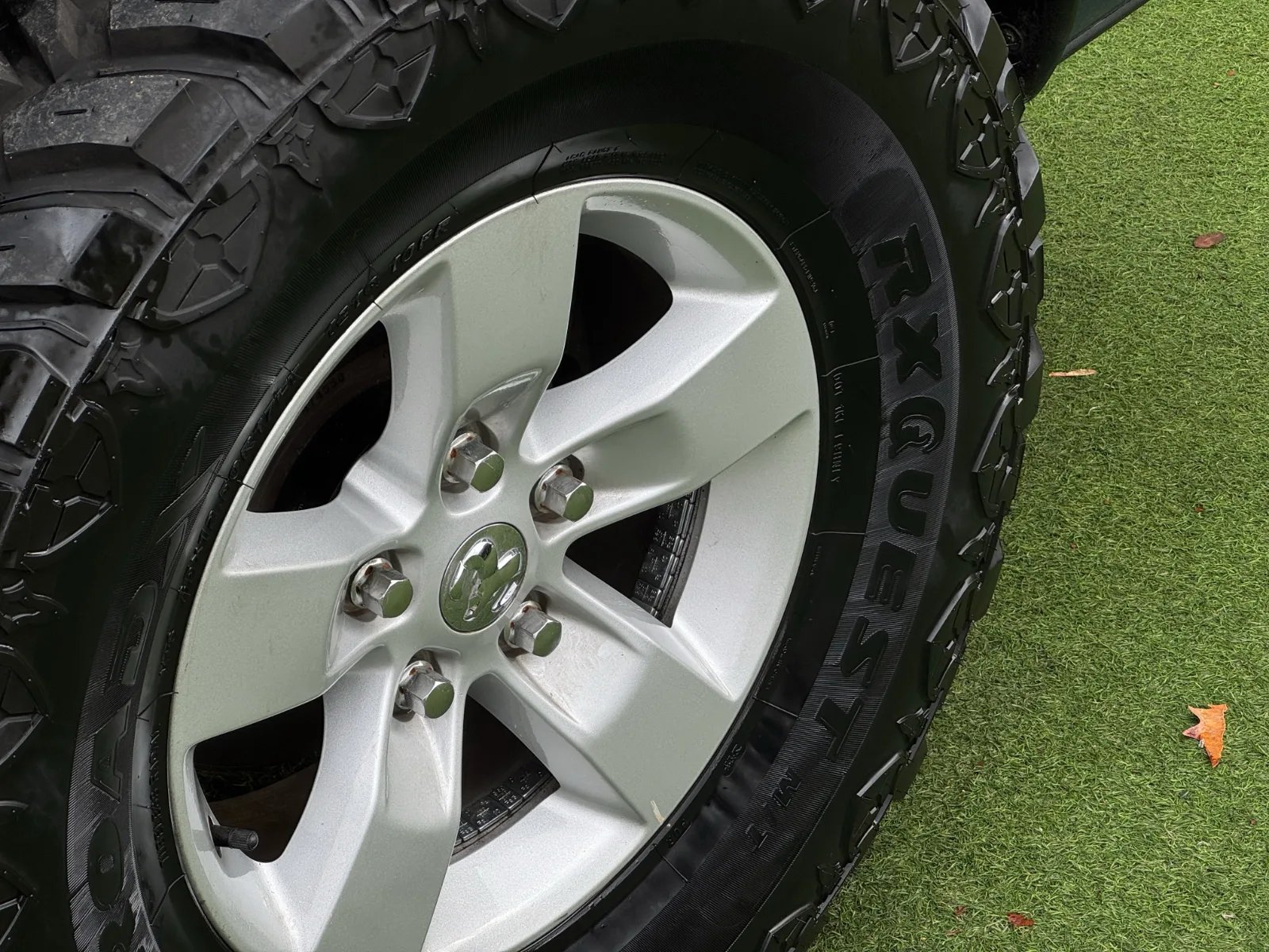 RAM 1500 SLT 2018 - Imagen 13 de 19