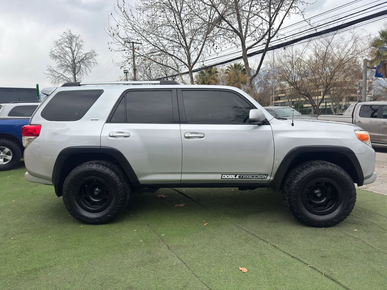 Toyota 4Runner SR5 2013 - Imagen 8 de 20