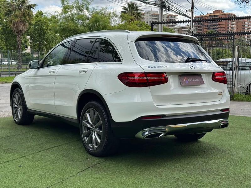 Mercedes-Benz GLC 250D 2019 - Imagen 5 de 18