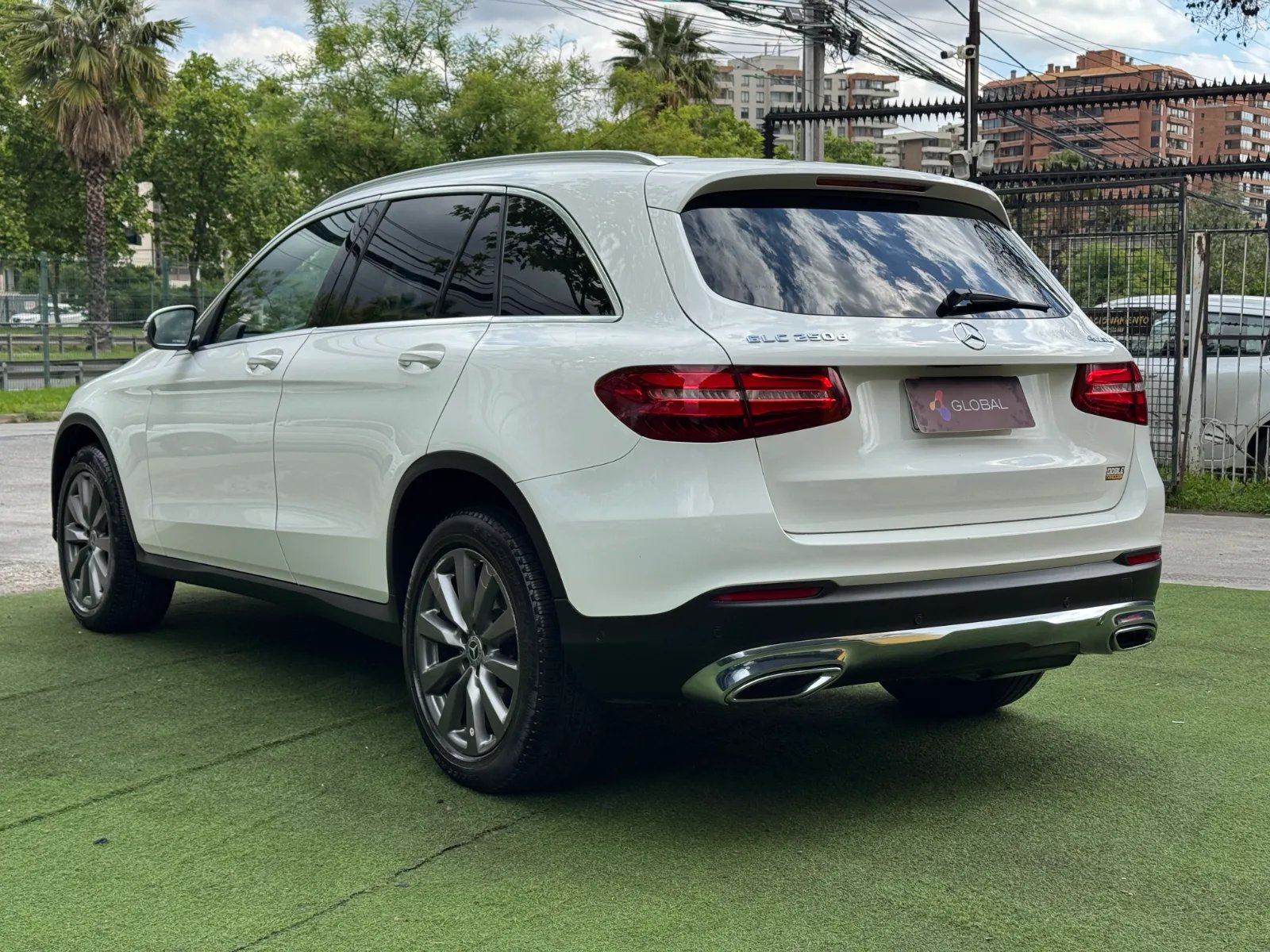 Mercedes-Benz GLC 250D 2019 - Foto 5 de 18