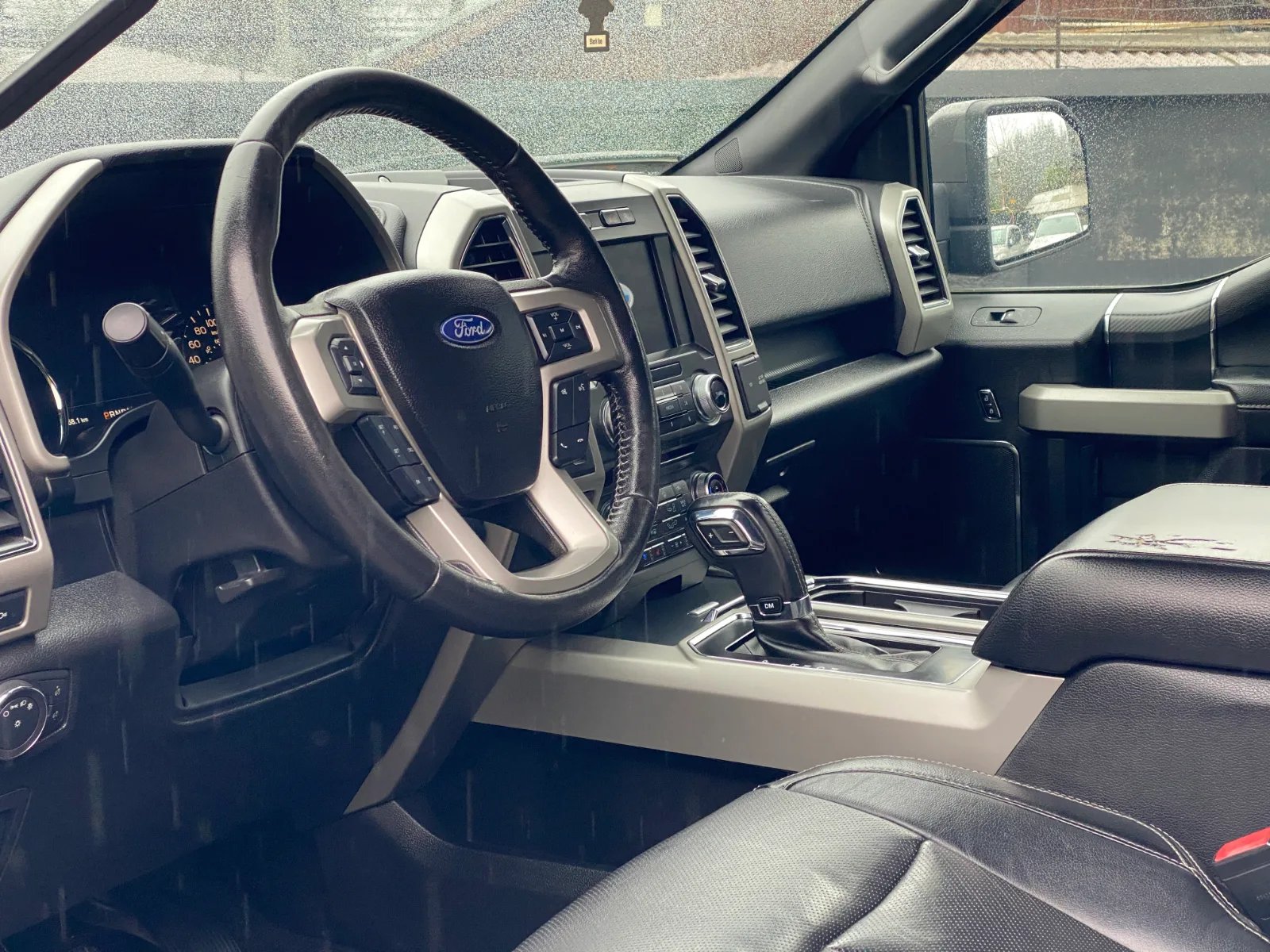 Ford F-150 Lariat Sport 2018 - Imagen 13 de 19