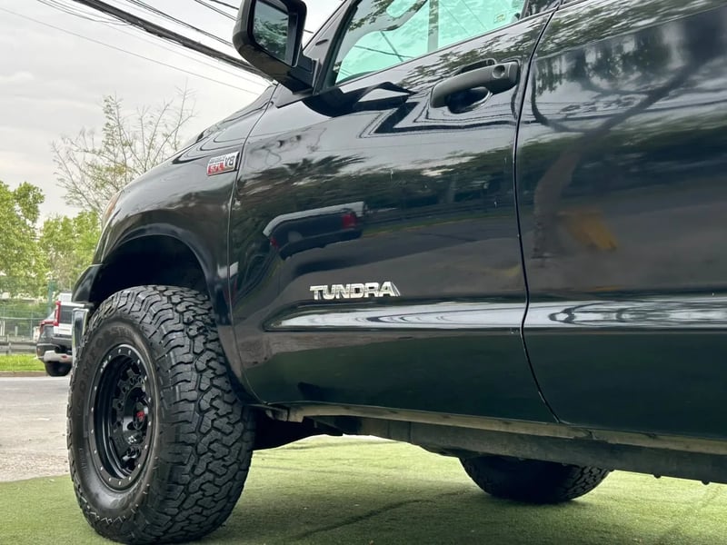 Toyota Tundra 5.7 4x4 2011 - Imagen 5 de 19