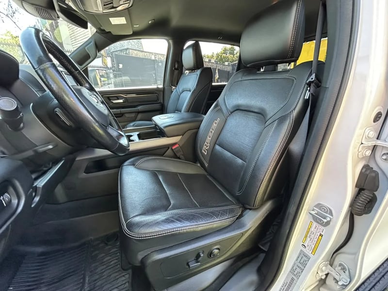 RAM 1500 REBEL CREW DCAB 4X4 5.7 AUT 2026 - Imagen 15 de 20