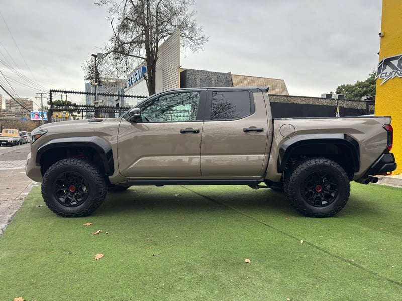 Toyota Tacoma TRD Pro 2025 - Imagen 4 de 20