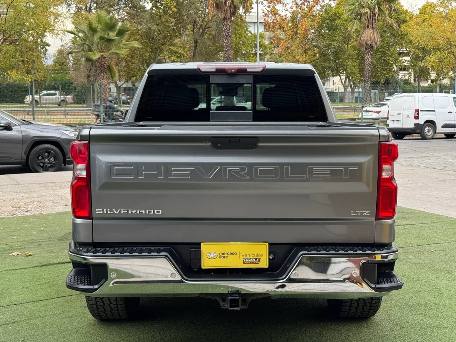 Chevrolet SILVERADO 4X4 3.0L AUT 2022 - Foto 5 de 15