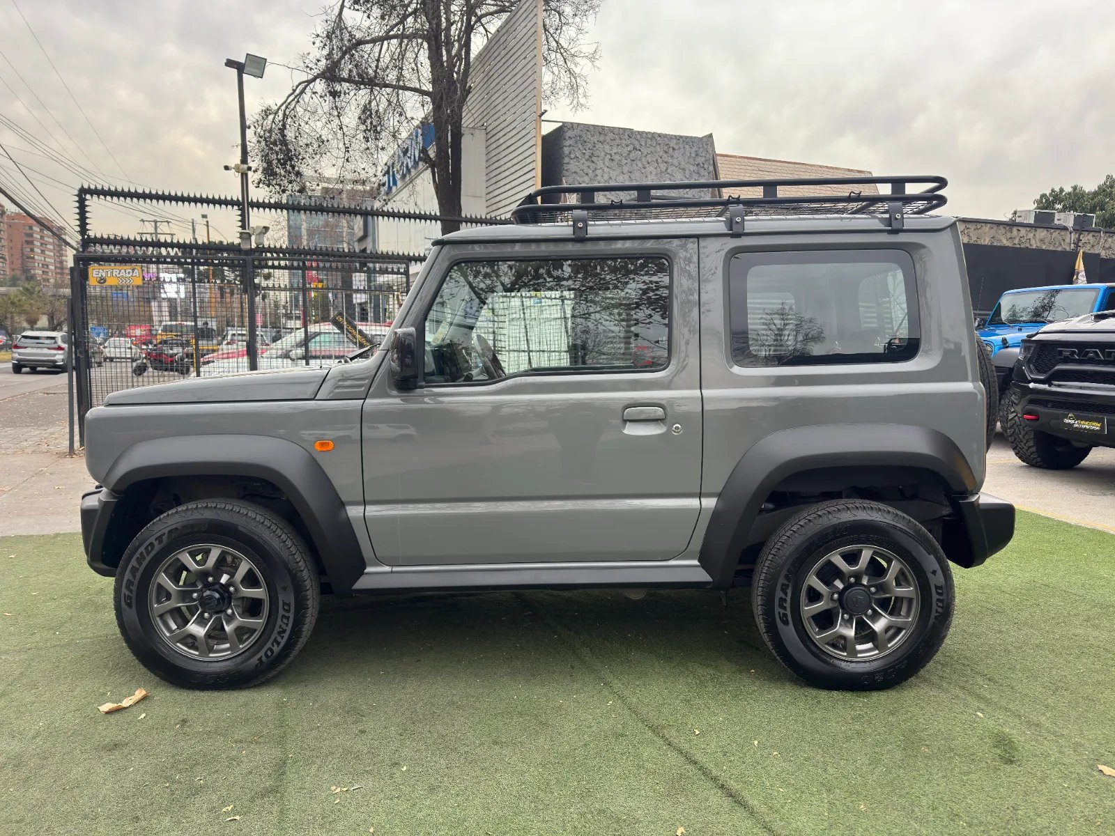 Suzuki Jimny GLX 2024 - Imagen 5 de 13