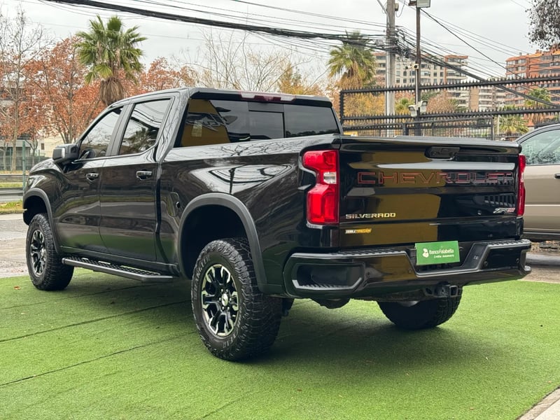 Chevrolet Silverado ZR2 2023 - Imagen 5 de 20