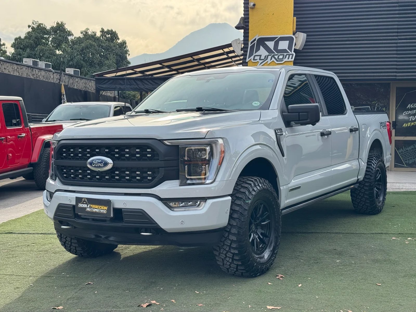 Ford F150 PLATINUM ECOBOOST 3.5 AUT 2024 - Foto 3 de 15