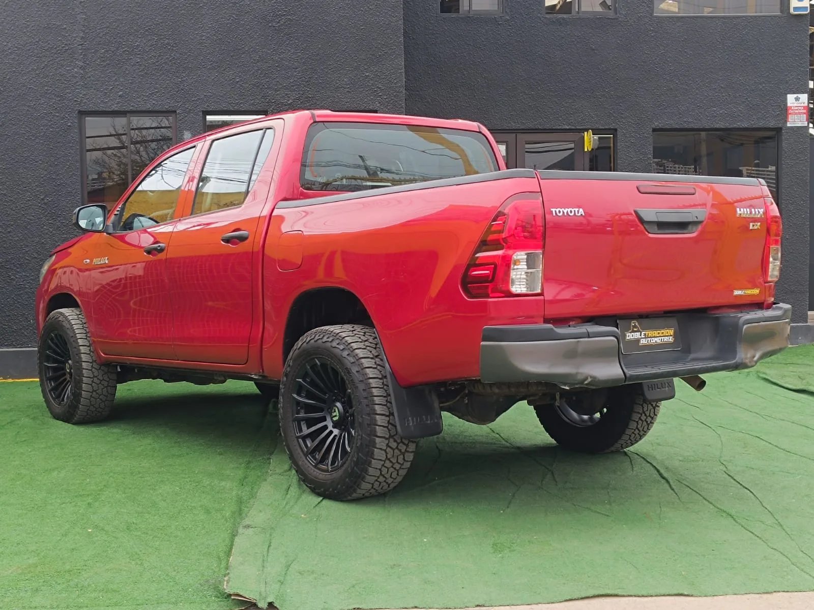 Toyota Hilux DX 4x4 2024 - Foto 4 de 17