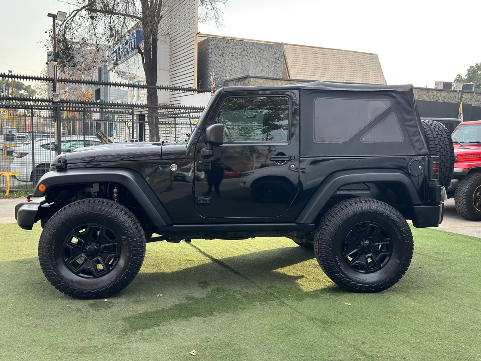 Jeep Wrangler JK Sport 3.6 2016 - Foto 4 de 15