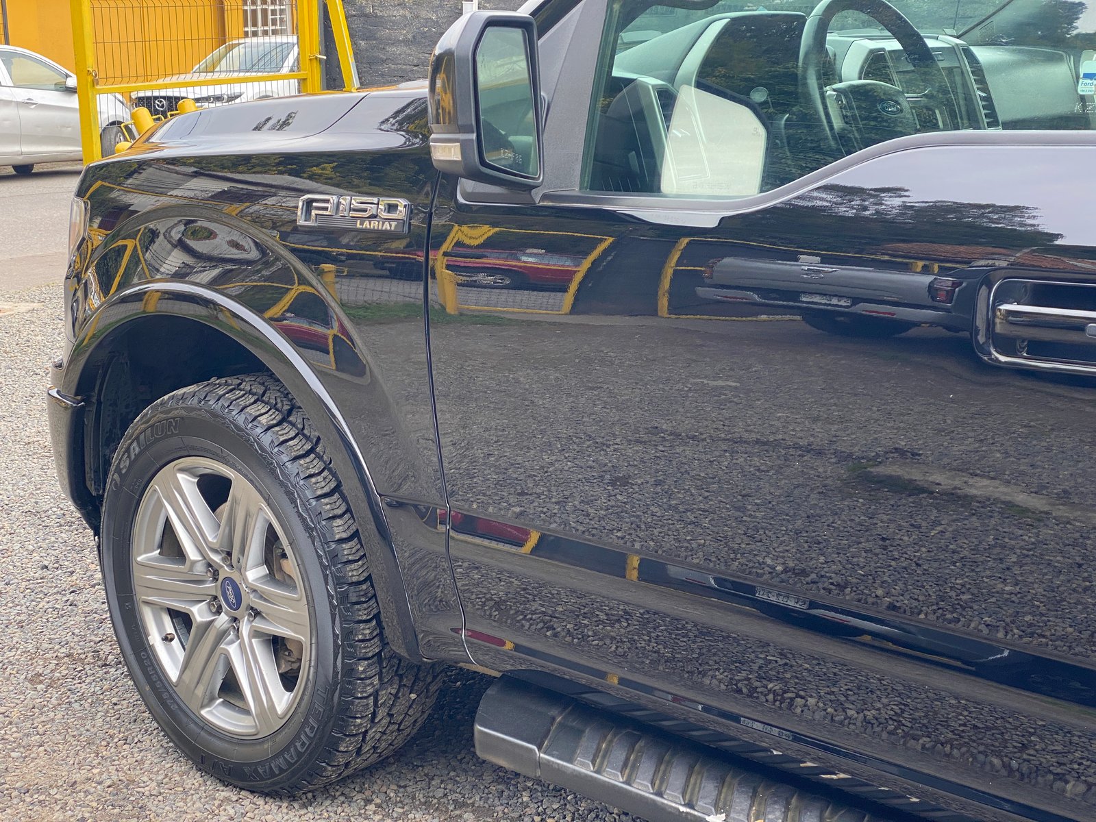 Ford F-150 Lariat Sport 2019 - Imagen 9 de 16